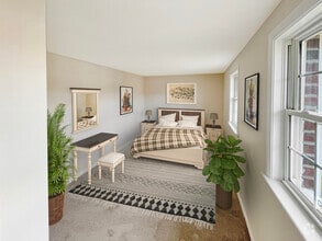 Building Photo - Meadowbrook Village