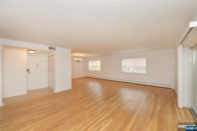 Primary Photo - 20-30-30 Ridge Rd