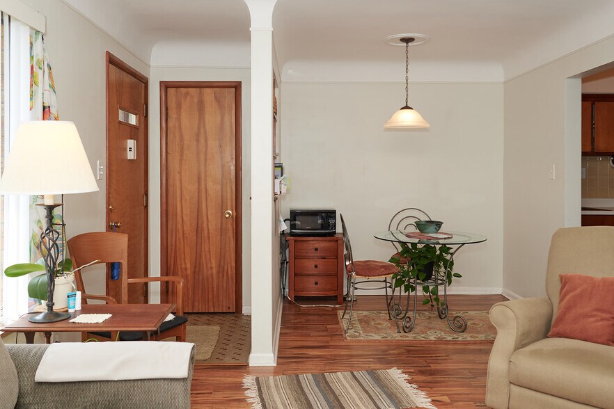 Building Photo - 4304 13 Mile Rd