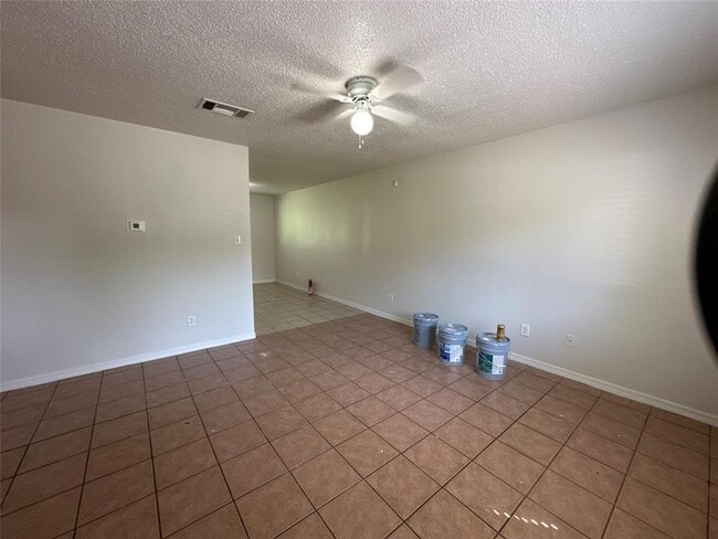 Building Photo - 10505 Mcmillian Dr