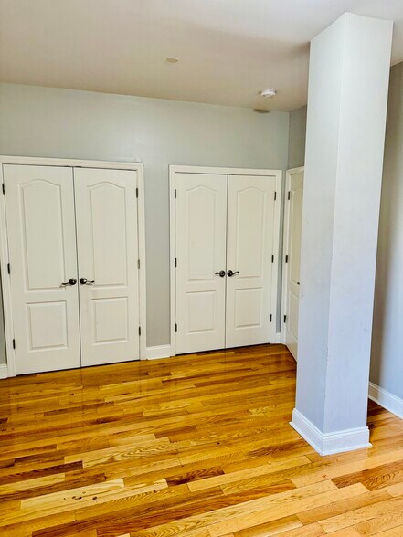 Building Photo - 45 S Broadway