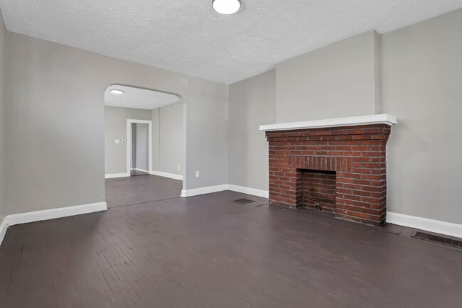 Building Photo - 791-793 E Starr Ave