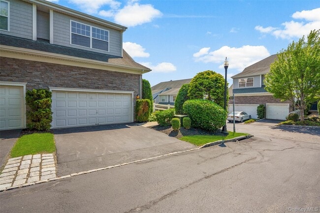 Building Photo - 402 Waterview Dr