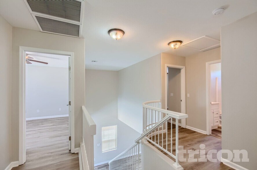 Building Photo - 13409 N 127th Dr