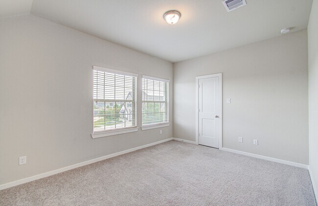 Building Photo - 11006 Bexley Vlg Ct