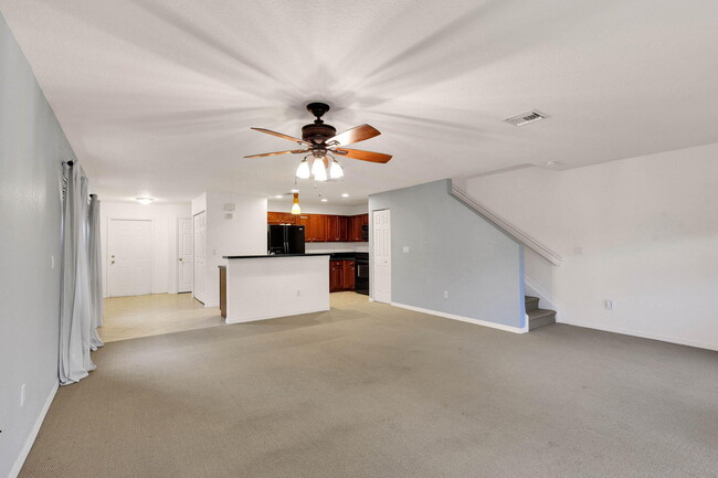 Building Photo - 2988 SE Lexington Lakes Dr