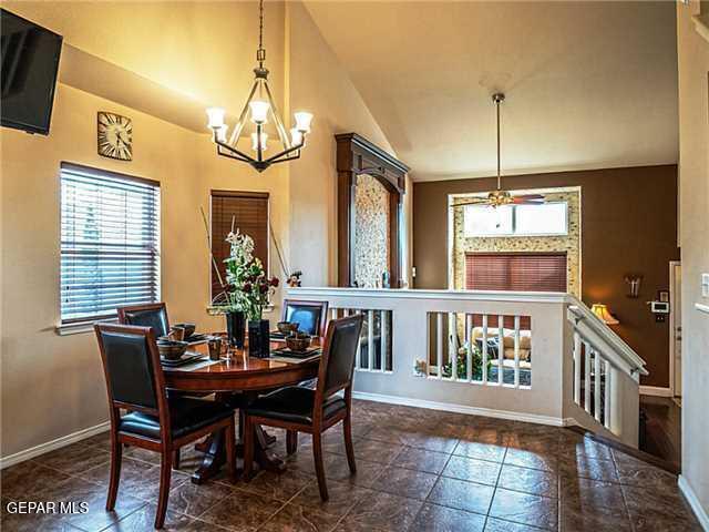 Building Photo - 6609 Parque Del Sol Dr