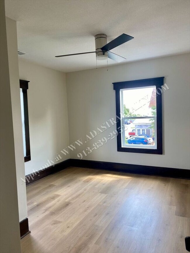 Building Photo - Remodeled 3 Bed 1.5 Bath Home in Kansas Ci...