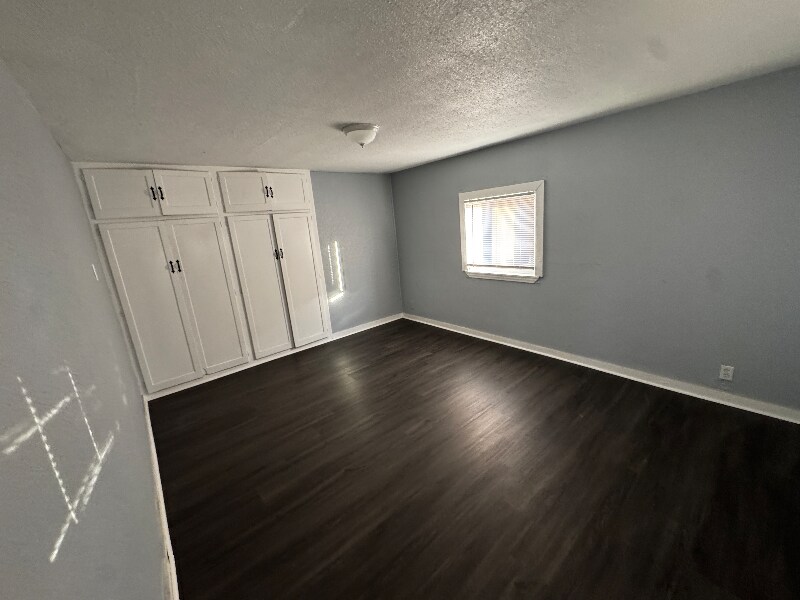 Building Photo - 1707 N Pershing Ave