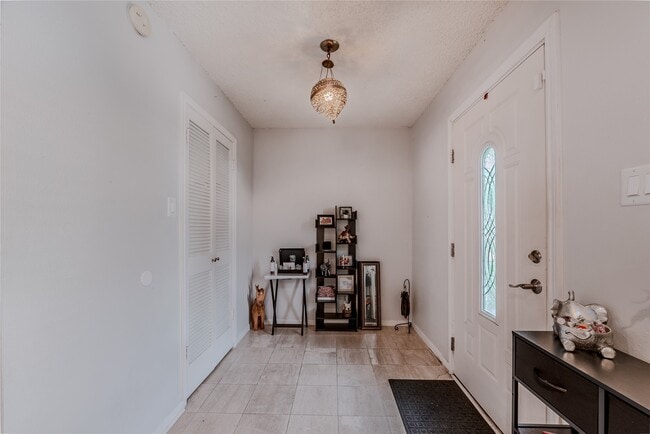Building Photo - 14228 Misty Meadow Ln