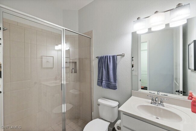 Building Photo - 1685 Serrano Cir