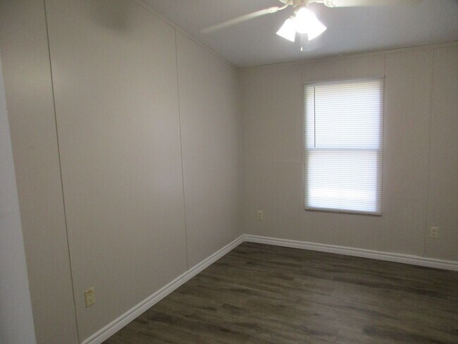 Building Photo - Hoover Valley 3/2 Home