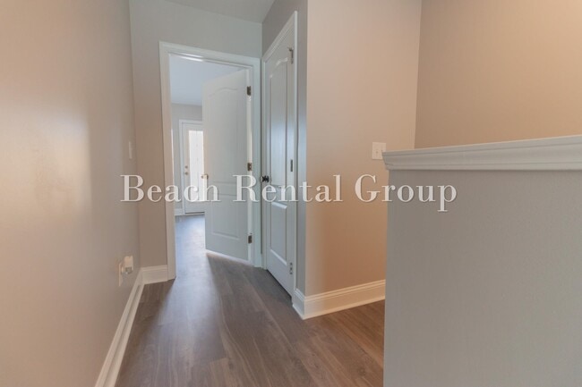 Building Photo - 773 Moen Pl