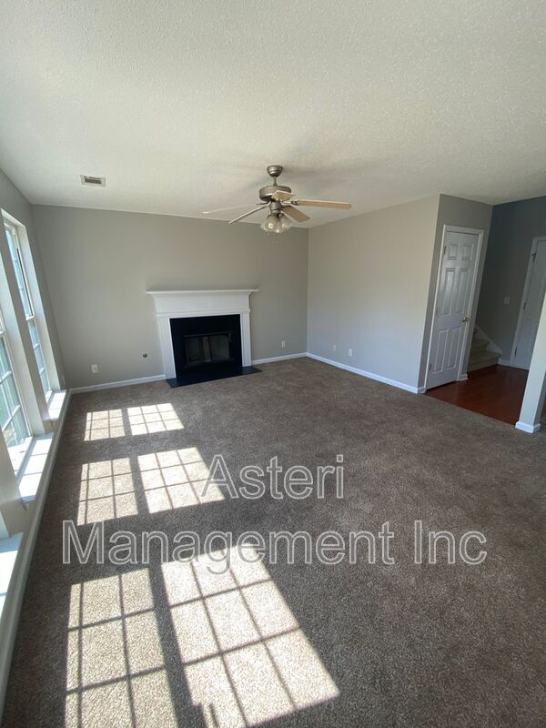 Building Photo - 118 Faybrook Dr