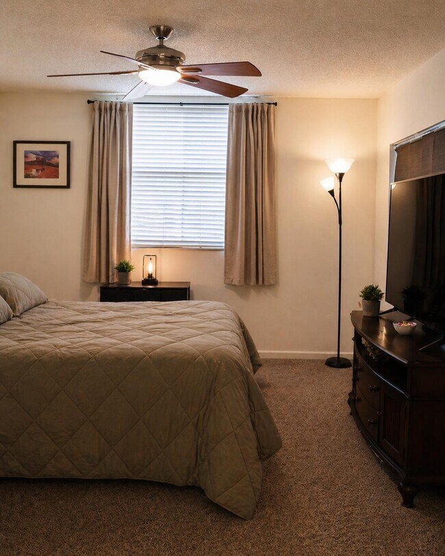 Building Photo - 5910 Morningstar Cir