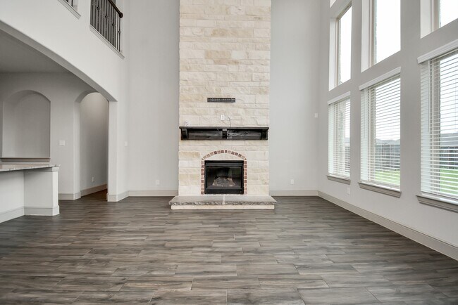 Building Photo - 22368 Misty Woods Ln