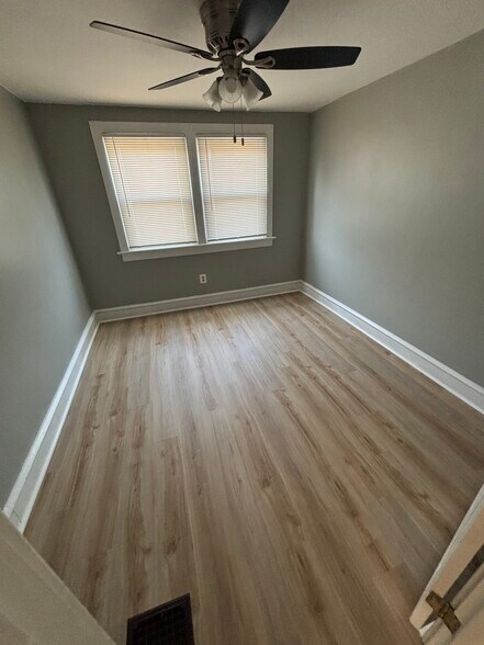 2nd bedroom - 614 Sampson Ave