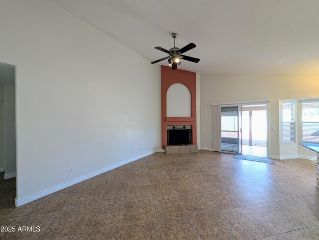 Building Photo - 5232 W Tonto Rd