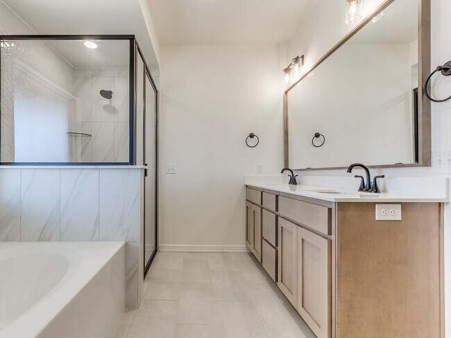 Building Photo - 4324 Overlook Pass