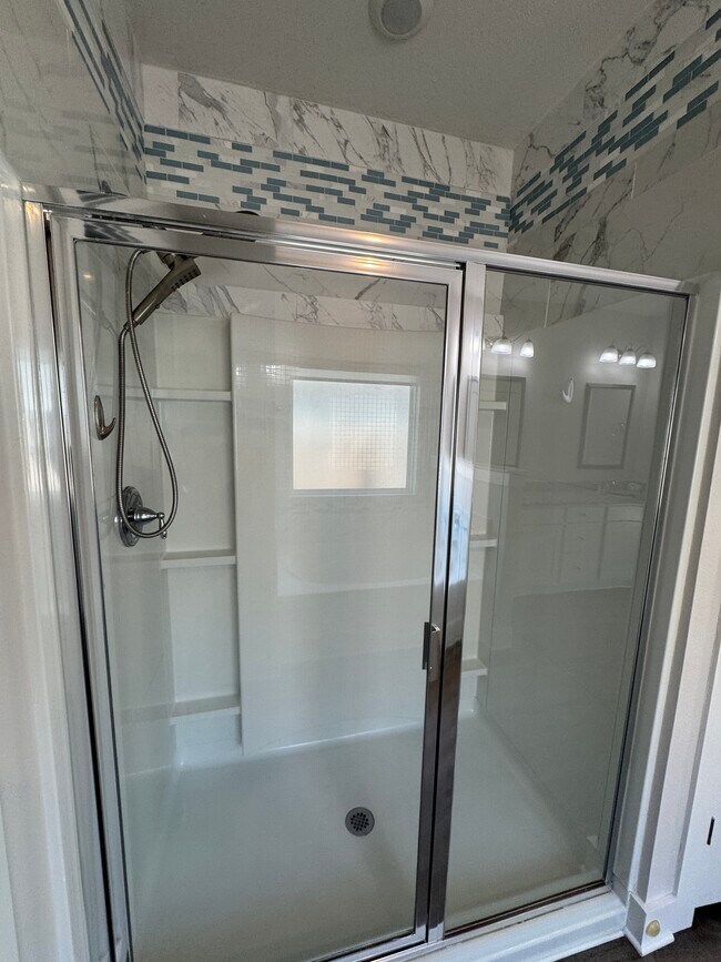 Building Photo - 3533 Sailfish Dr