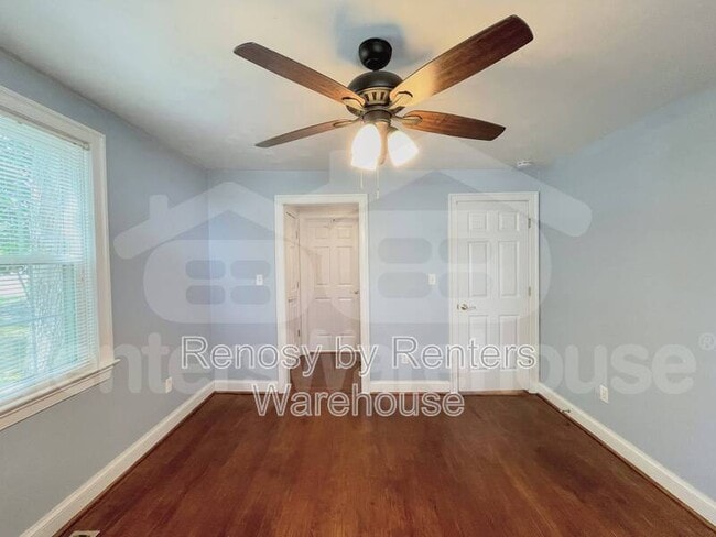 Building Photo - 1619 Laurel Ave