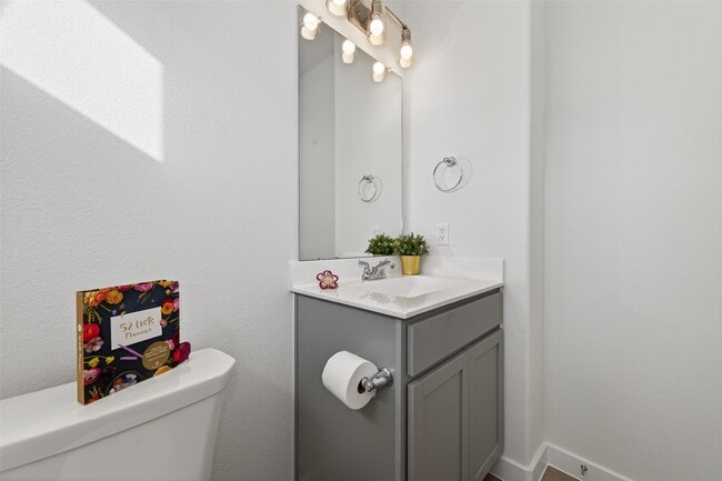 Building Photo - 1213 Mercantile St