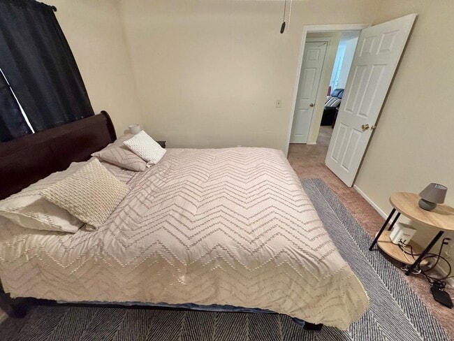 Building Photo - COMFORTABLE 2 BEDROOM, 2 BATHROOM FIRST-FL...