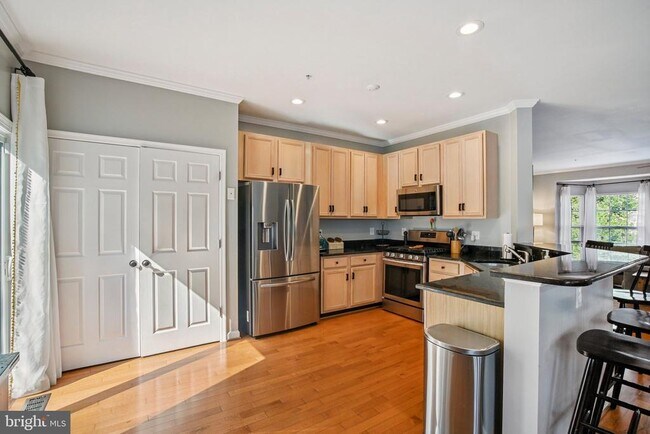 Building Photo - 3210 Escapade Cir