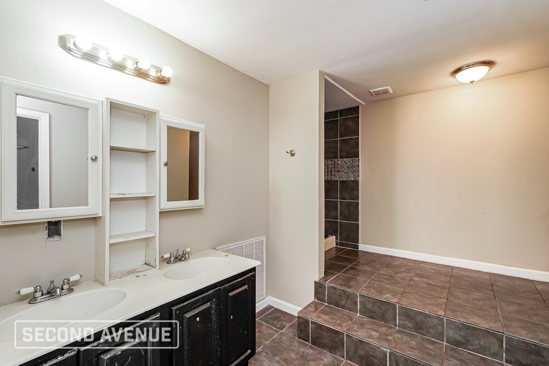 Building Photo - 7104 Foster Dr