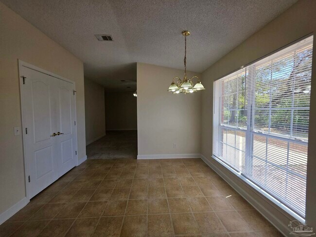 Building Photo - 720 Buoy Dr