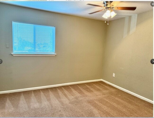 Building Photo - 2200 Cypress Landing Rd