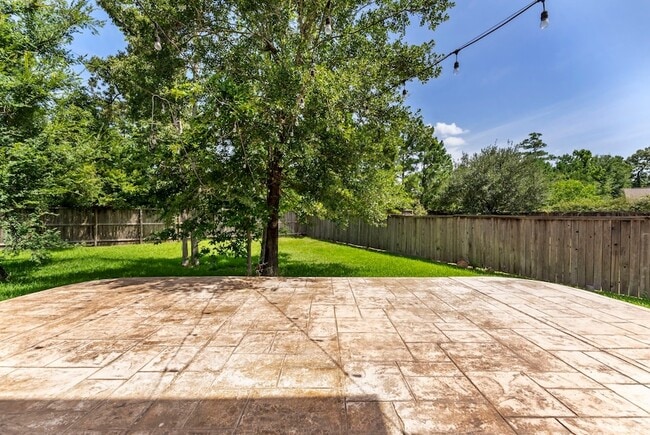 Building Photo - 2 Granite Path Pl