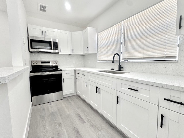 2BR - CITY CENTER APTS