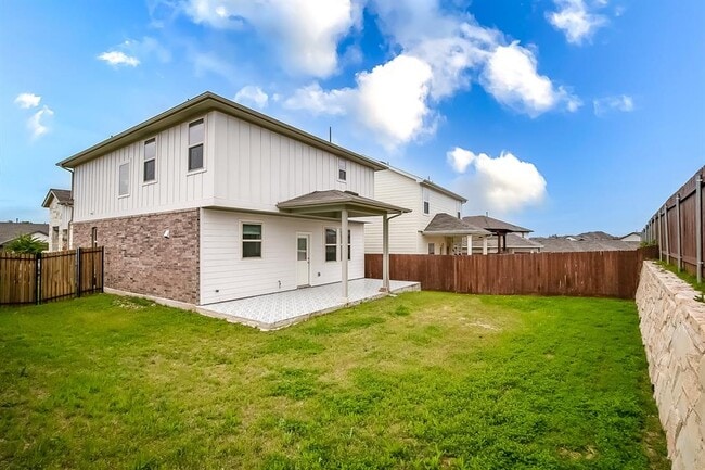Building Photo - 100 Earl Keen St