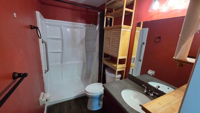 Building Photo - 2209 SE East Dunbrooke Cir