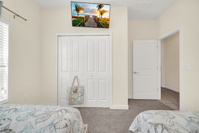 Building Photo - 8992 Stinger Dr