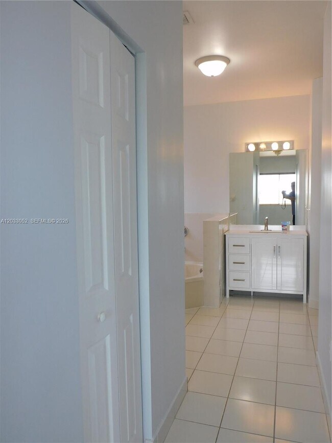 Building Photo - 15002 SW 161st Pl