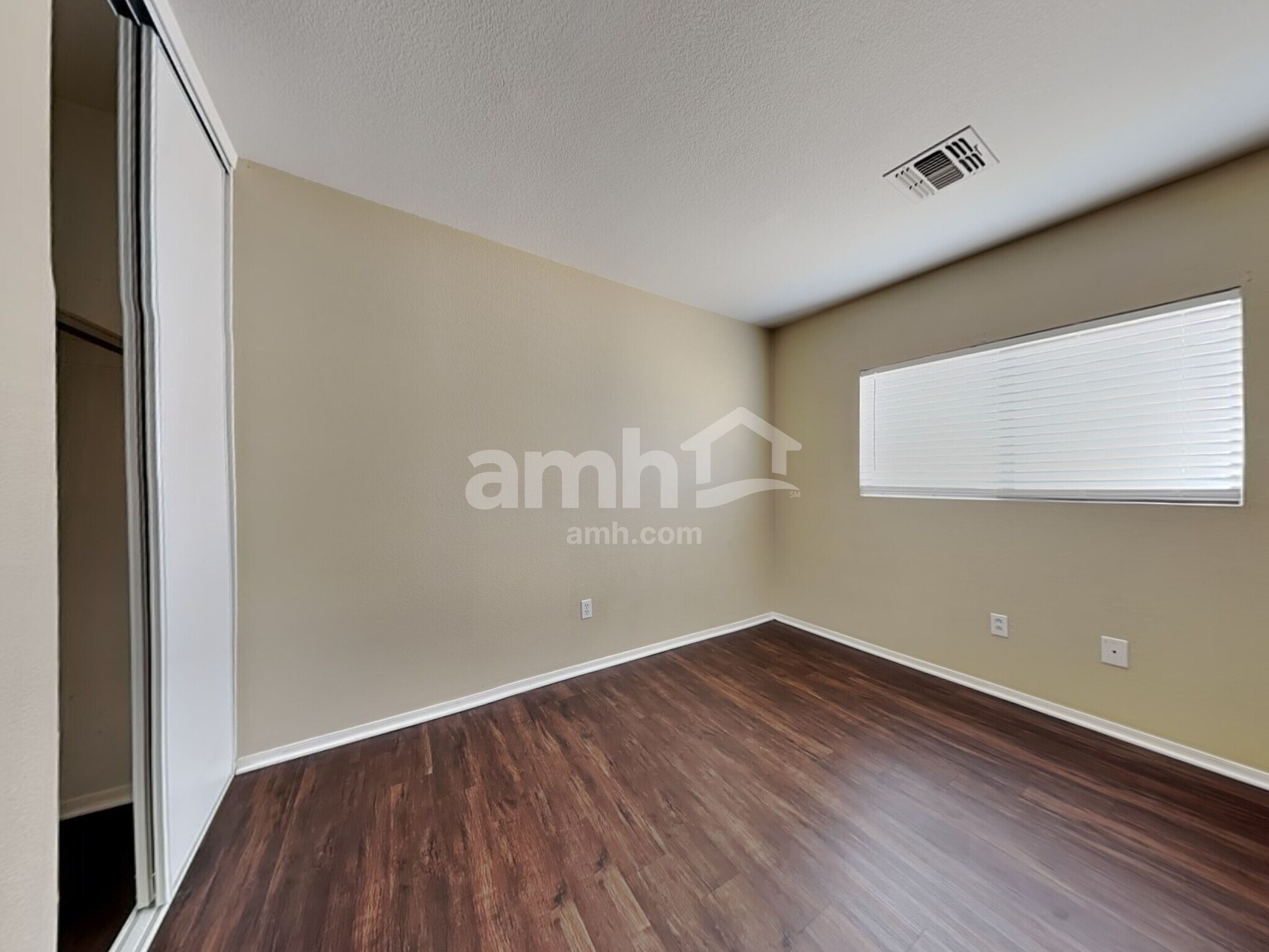 Building Photo - 5906 W Southgate Ct