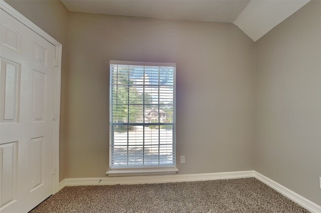 Building Photo - 20607 Golden Hawthorn Ct
