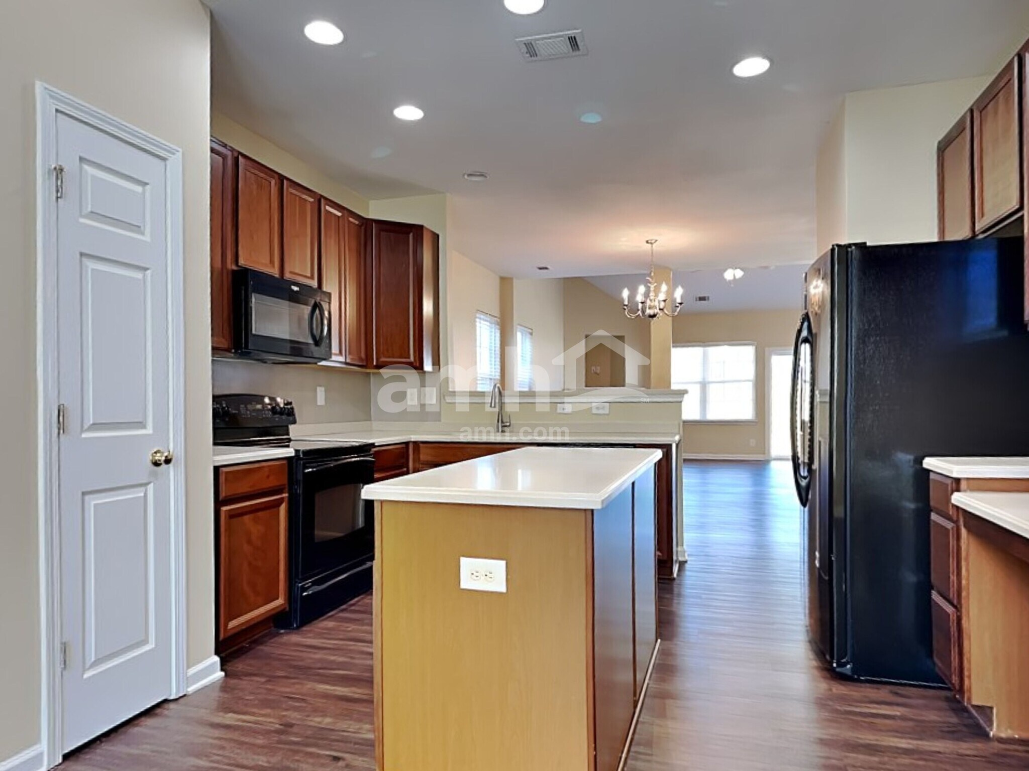 Building Photo - 11225 Amherst Glen Dr