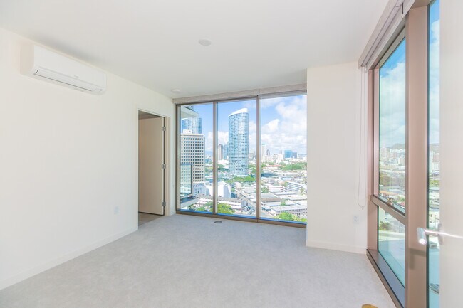 Building Photo - 1388 Kapiolani Blvd