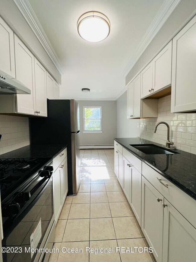 Building Photo - 14 Windsor Terrace