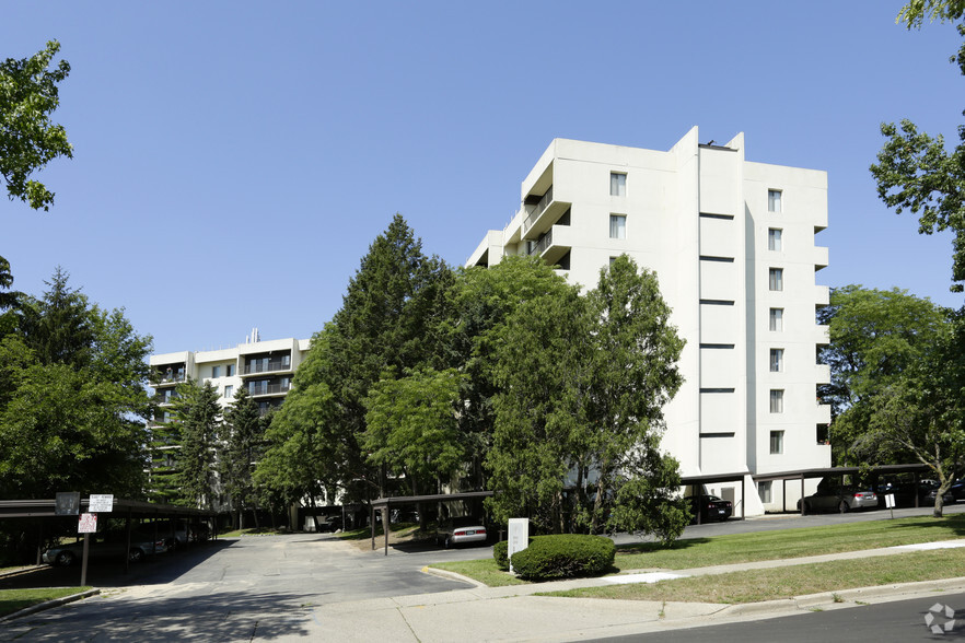 Building Photo - Viewpointe Apartments