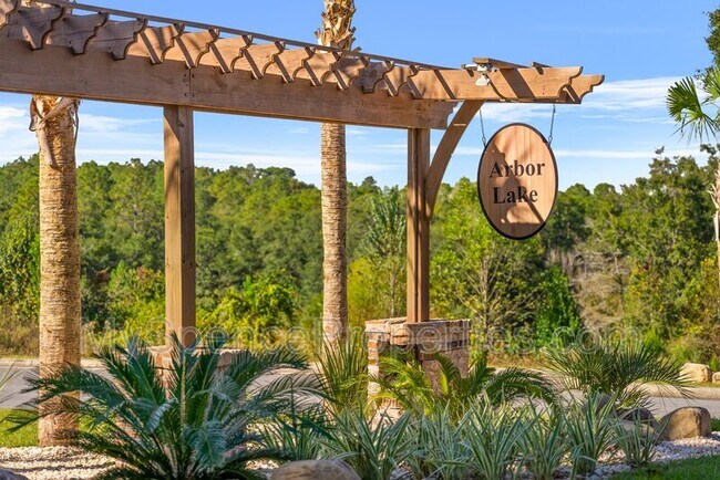 Building Photo - Arbor Lake Drive - 820