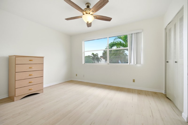 Building Photo - 2683 NE 15th St