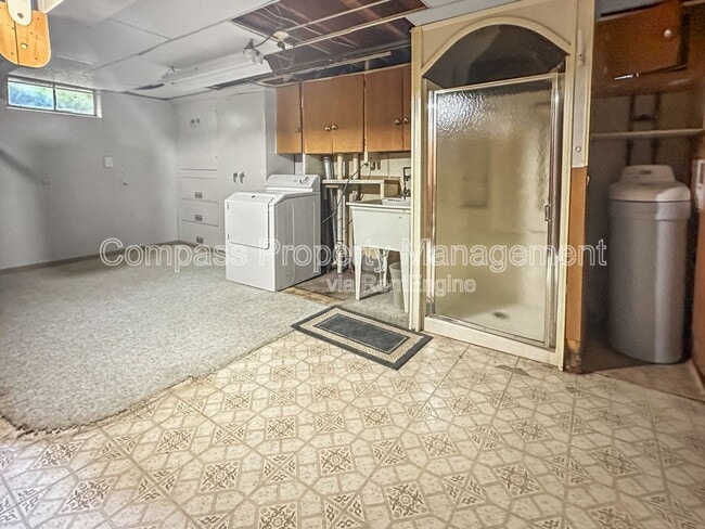 Building Photo - 1723 Kentfield St SW