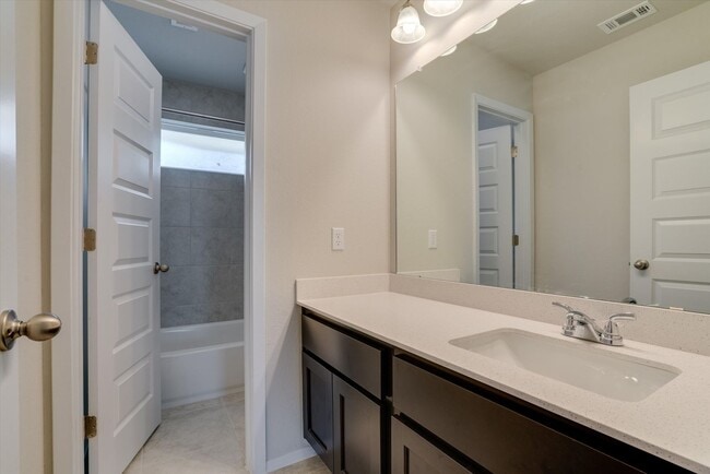 Building Photo - 170 Bright Flora Ln