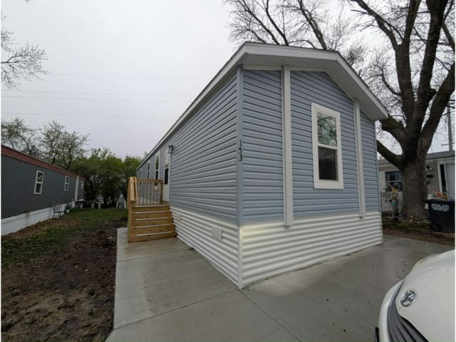 Building Photo - 153 Lynn Ln