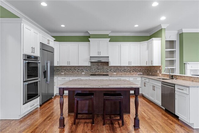 Building Photo - 1070 Windfaire Pl