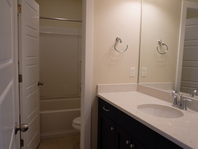 Building Photo - 2274 S 50 E